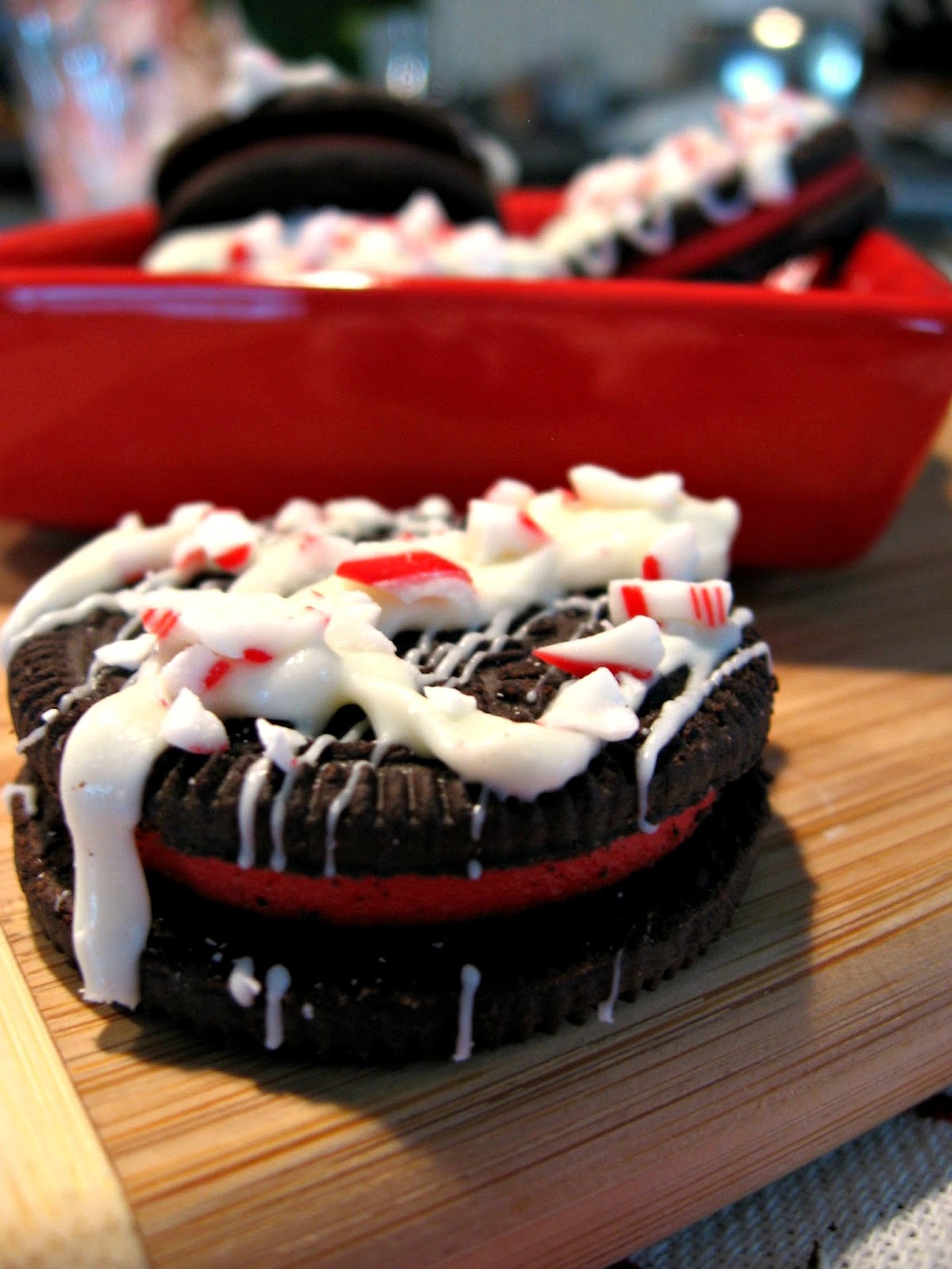 cookin' up north Christmas Oreos