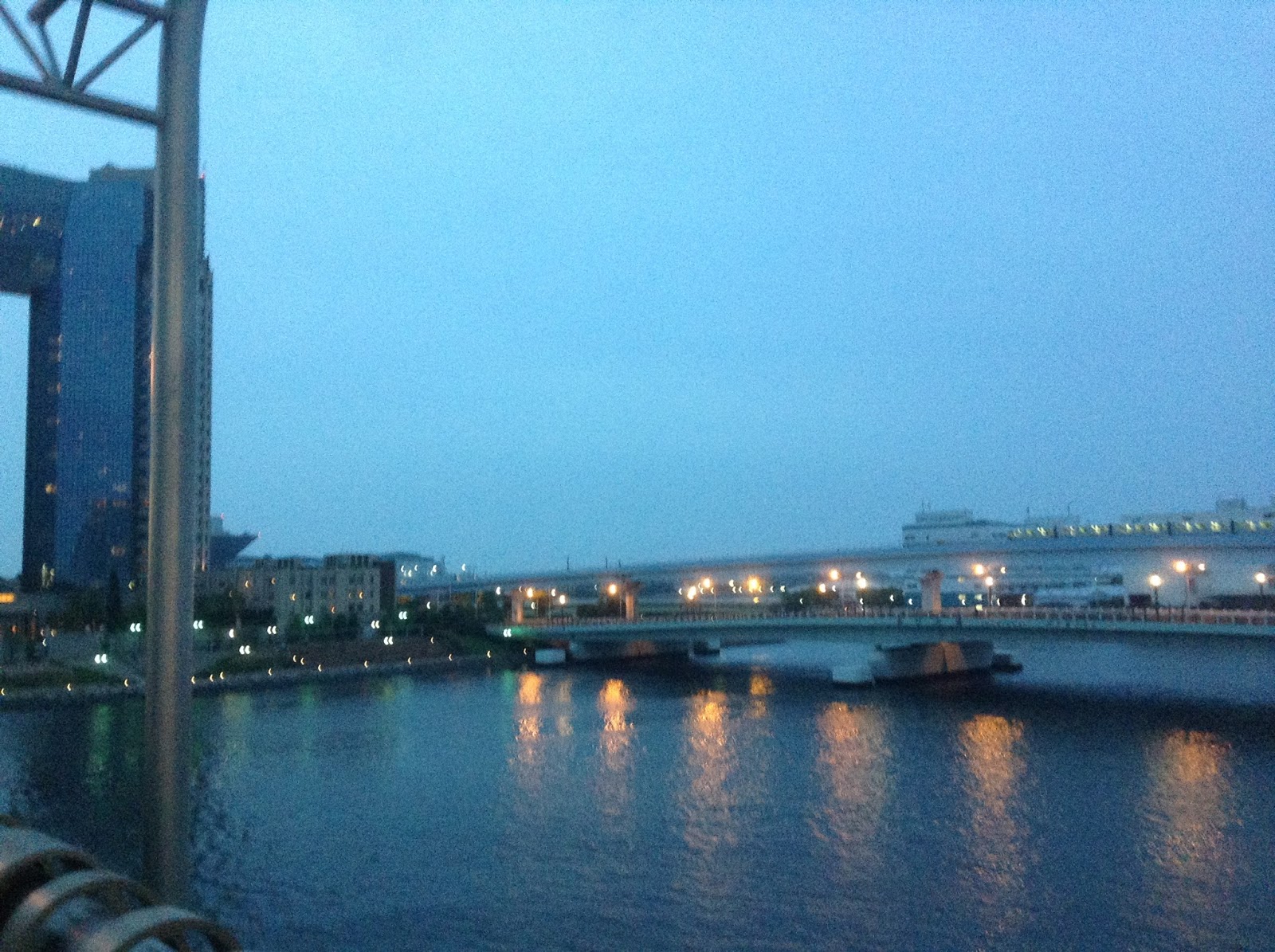 Sushi, Odaiba and the Daikanransha Candyfloss Overkill