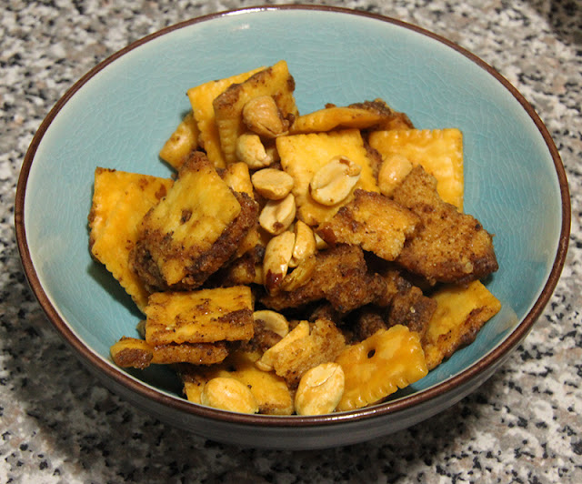 Sweet & Spicy Snack Mix