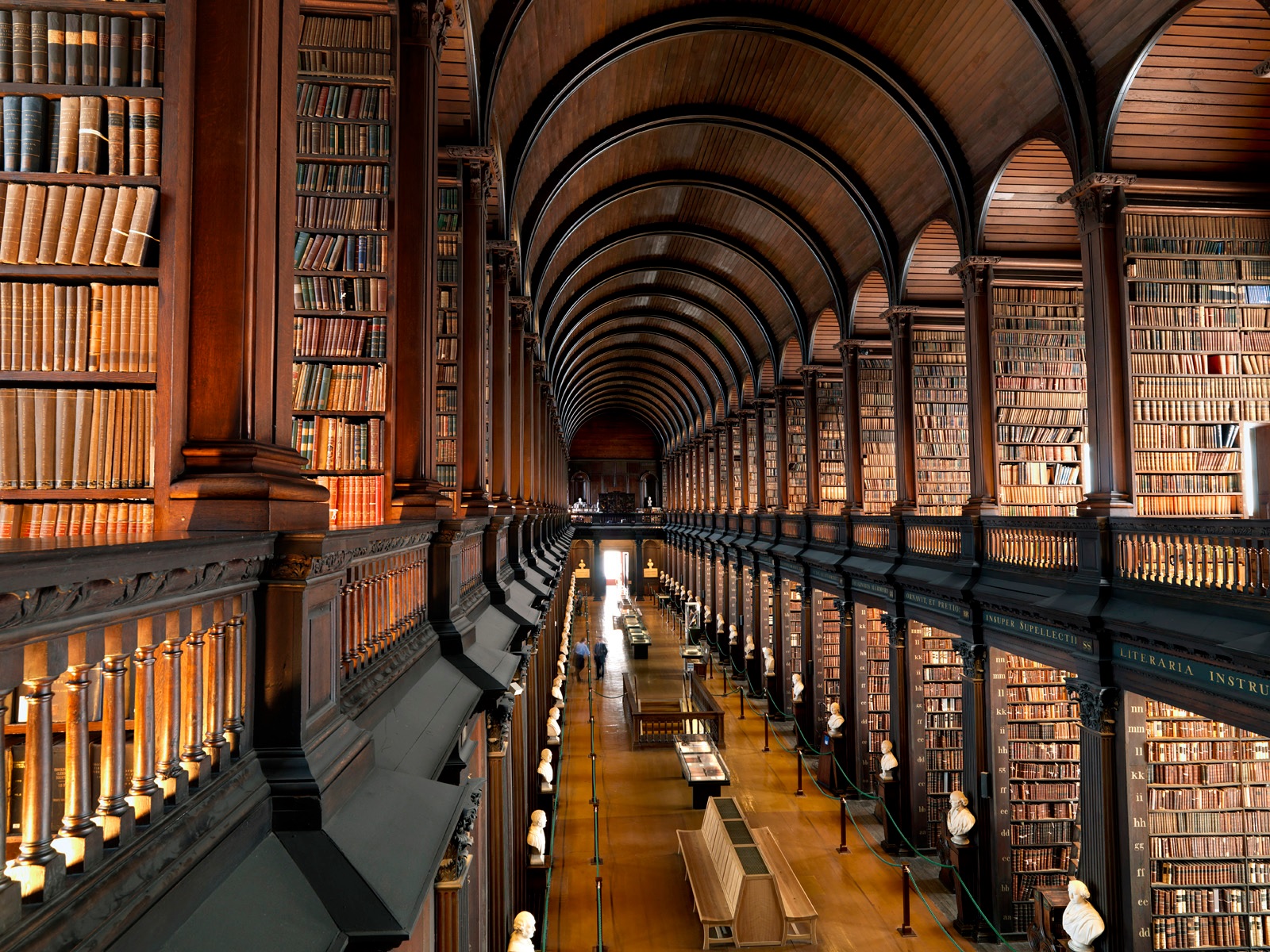 Emigrando A Dublin BIBLIOTECA TRINITY COLLEGE DUBLIN emigrando-a-dublin-biblioteca-trinity-college-dublin