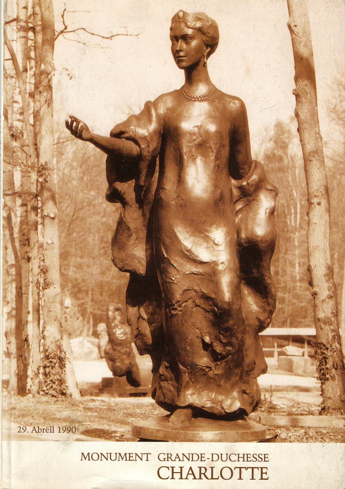 Royalement Blog Monument GrandeDuchesse Charlotte