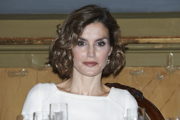 Queen Letizia of Spain attends the 'Luis Carandell' Journalism Award Ceremony at the Palacio del Senado