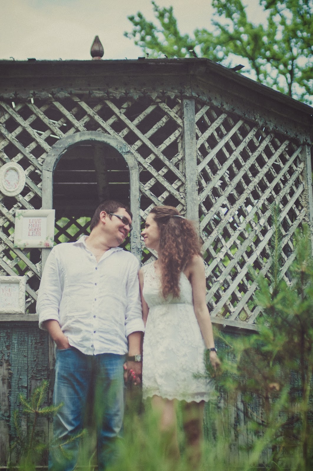 Vika&Denis lovestory_3 предсвадебная фотосессия, love-story, оформление места съемки, летняя фотосессия, торт с черешней, свадебные фотографии, свадебный фотограф в Киеве