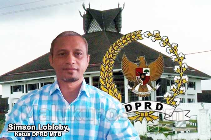 Pemkab Dan DPRD MTB Sepakat Revisi RTRW Saumlaki, Malukupost.com - Pemerintah Kabupaten (Pemkab) Maluku Tenggara Barat (MTB) dan DPRD setempat sepakat untuk merevisi Peraturan Daerah (Perda) Rencana Tata Ruang Wilayah (RTRW) daerah tersebut. "Sertifikasi lahan jadi agenda penting. Dalam pembahasan Ranperda tahun ini, DPRD dan pemerintah daerah akan meninjau kembali Perda tentang Rencana Tata Ruang Wilayah (RTRW) Kabupaten MTB untuk diubah sesuai dengan kebutuhan saat ini," kata Ketua DPRD MTB, Simson Lobloby di Saumlaki, Sabtu (1/4).