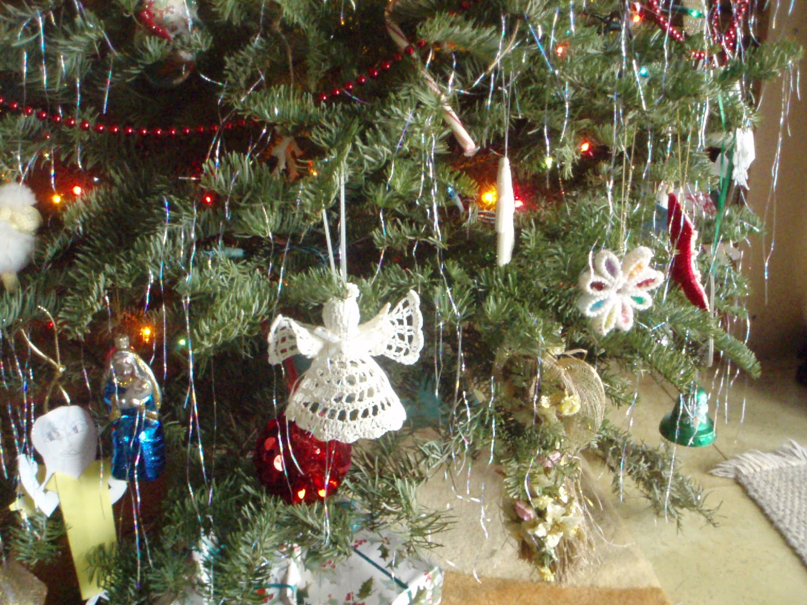 Saipan Writer 2012 Christmas Tree