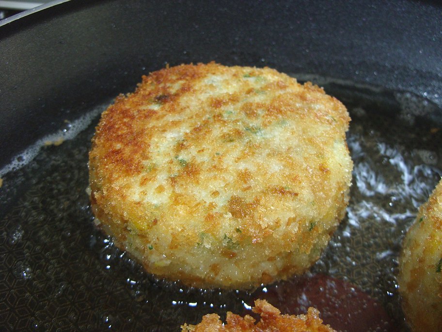 биточки паровые. диетические паровые рыбные котлеты. рыбные котлеты в мультиварке. рыбные котлеты в мультиварке. рыбные котлеты в мультиварке.