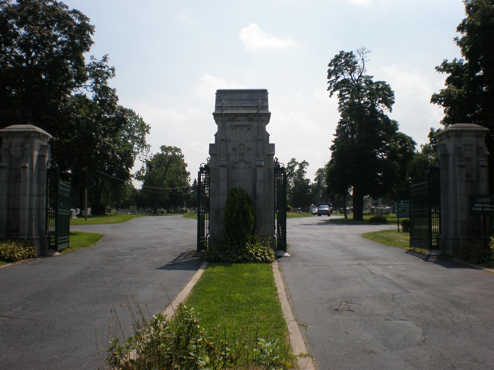 Ragna Lavina (Nelson) and George A Hausske - burial