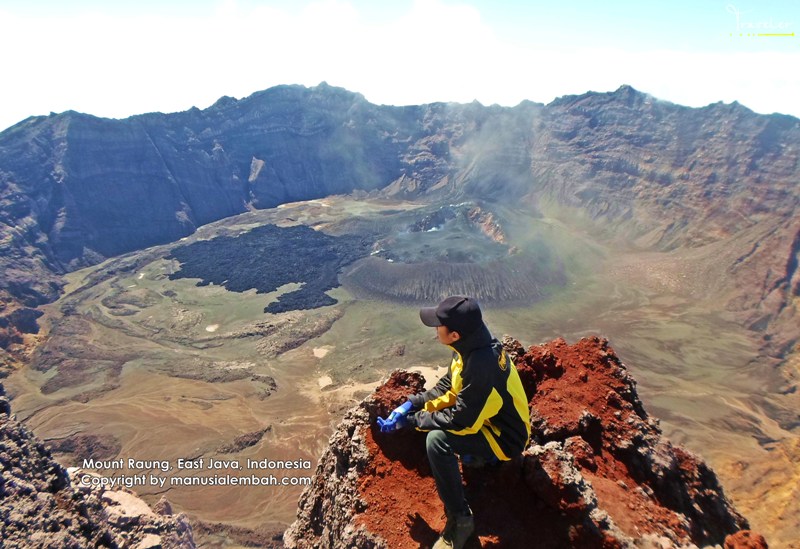 Mengenal 10 Gunung Tertinggi di Jawa Timur - Manusia Lembah