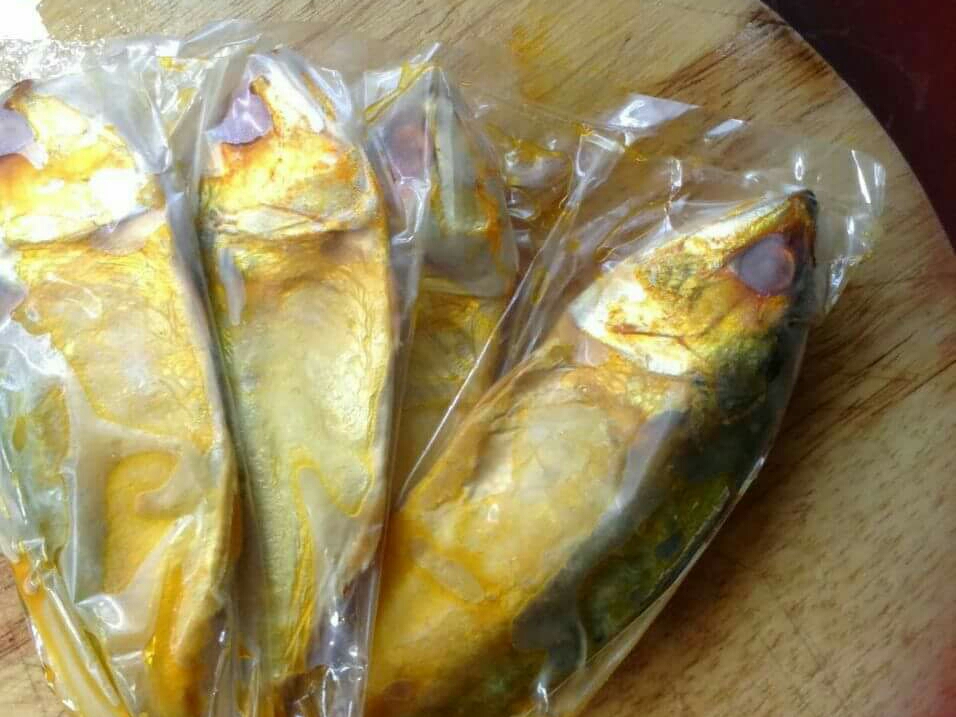 Beredar Isu Ikan Asin diawetkan dengan Minyak Babi | Hot News Terkini