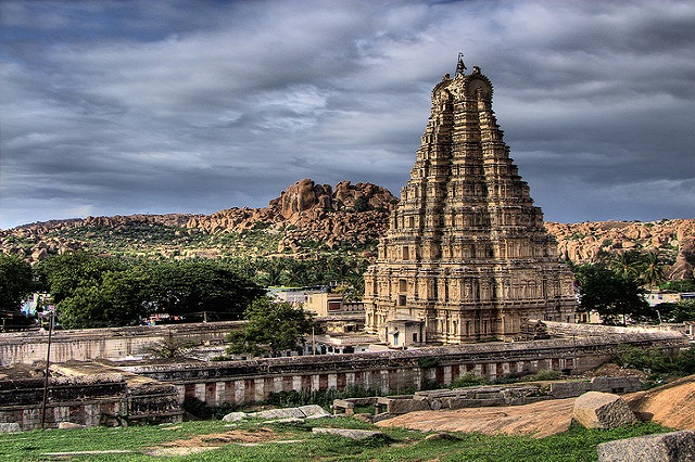 Brihadisvara temple in Thanjavur Brihadeeswarar Temple - One of the most ancient temple prescribed by UNESCO World Heritage Site.