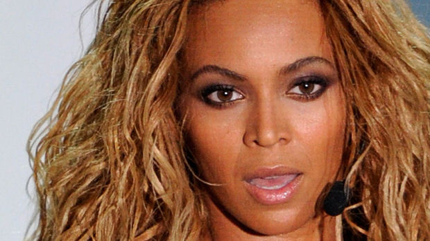 Rhymes With Snitch | Celebrity and Entertainment News | : Label Feels