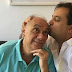 Geraldo Luis visita Marcelo Rezende e posta foto beijando o amigo