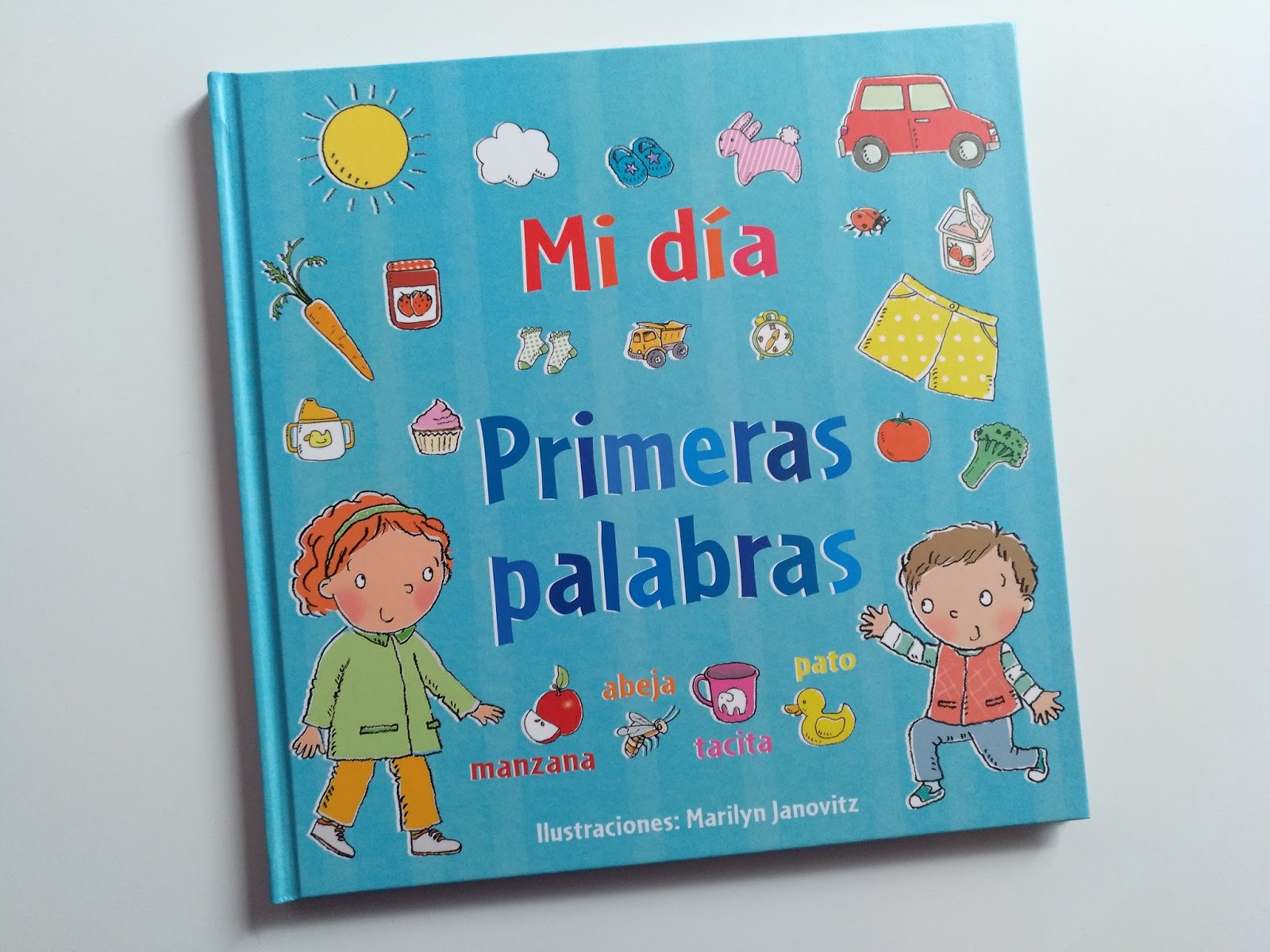 Entrenubesespeciales: Mi día. Primeras palabras. JANOVITZ, MARILYN