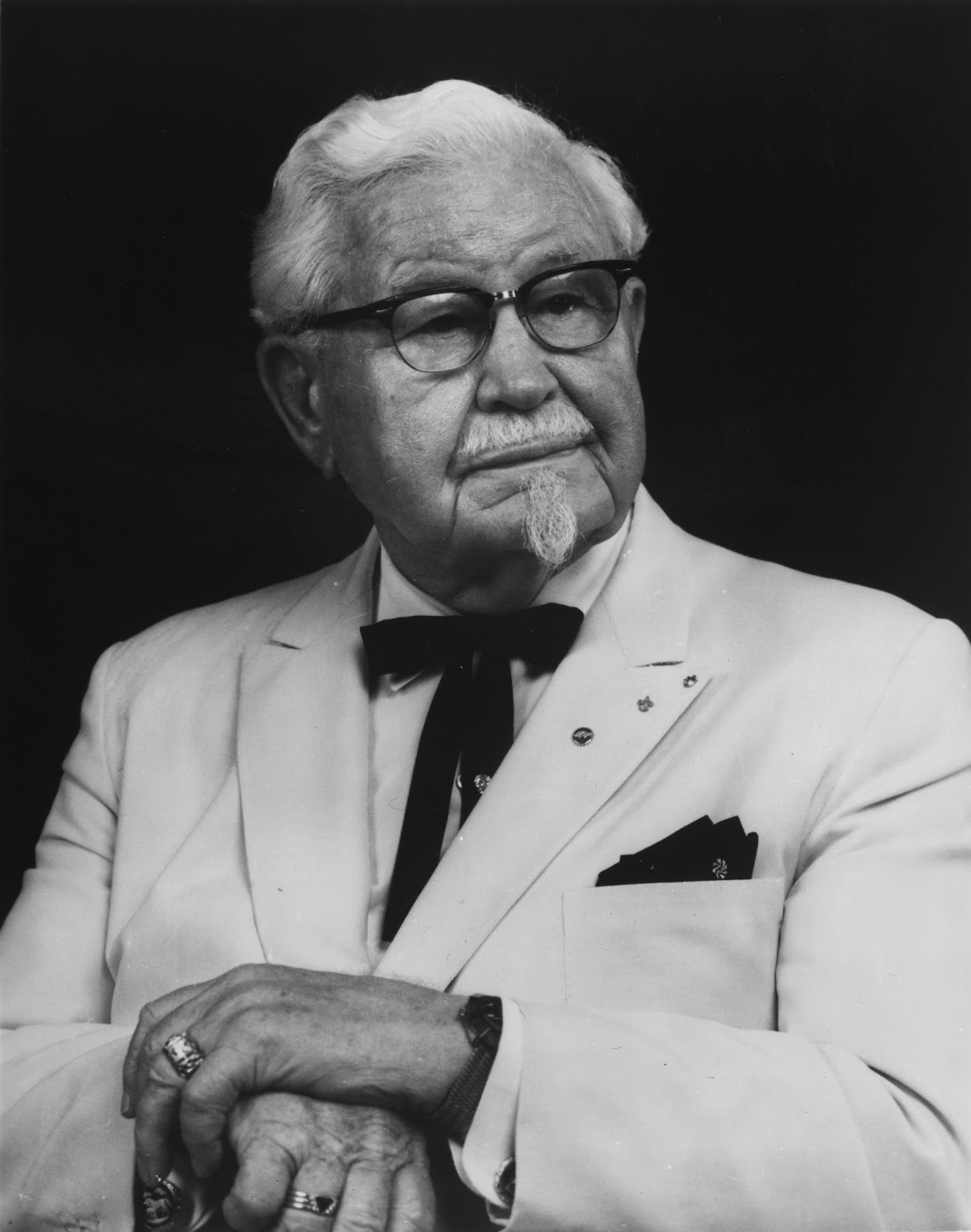 ISA MUNANG PATALASTAS 117. Brand Icon KFC’s “THE COLONEL” in Manila