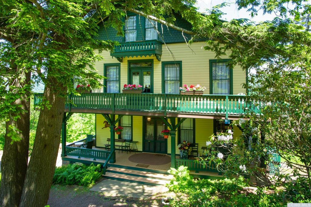 Sweet House Dreams 1896 Bavarian Cottage in Hunter, New York