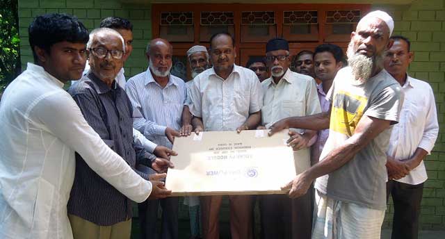 solar panels in the intervention of Bakshiganj upazila chairman বকশীগঞ্জ উপজেলা চেয়ারম্যানের হস্তক্ষেপে সোলার পেলেন বিতরন