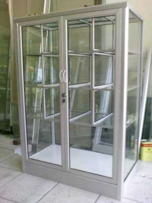 Ide Top 24 Lemari Kaca Aluminium 2 Pintu