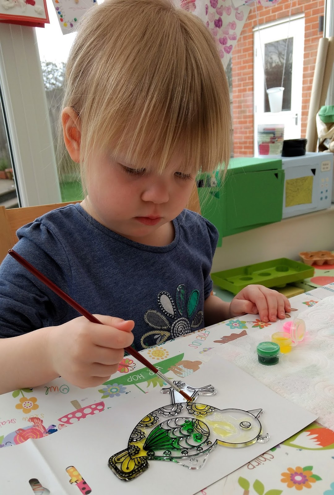 Crafting with Suzanne (& Jessica) Hobbycraft Suncatcher Kits