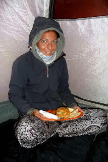 Trekking mount Rinjani Indonesia Diner time, tent, Trekking mount Rinjani Indonesia