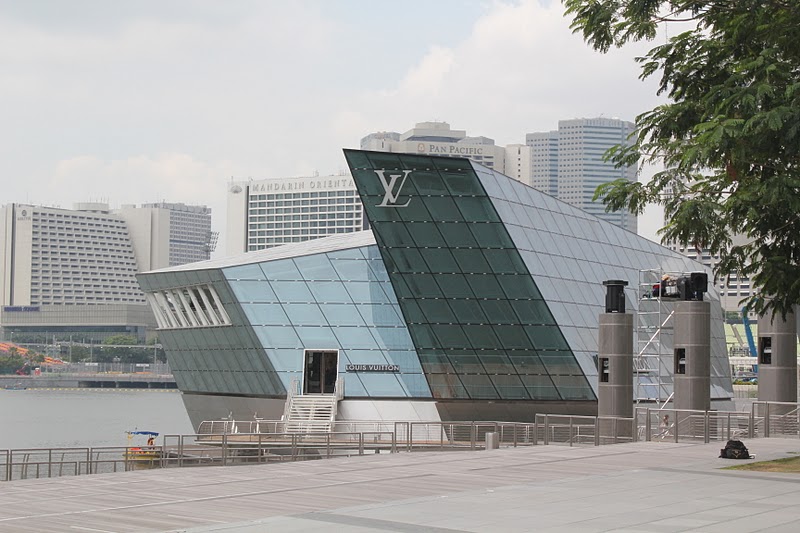 Trendulge: Louis Vuitton Island in Singapore (Maison)
