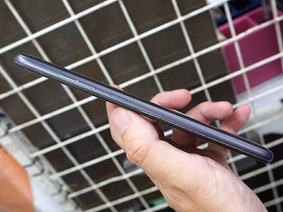 7 Kekurangan Pocophone F1, HP Snapdragon 845 Termurah  Xiaomi kembali menciptakan geger dunia persilatan  7 Kekurangan Pocophone F1, HP Snapdragon 845 Termurah