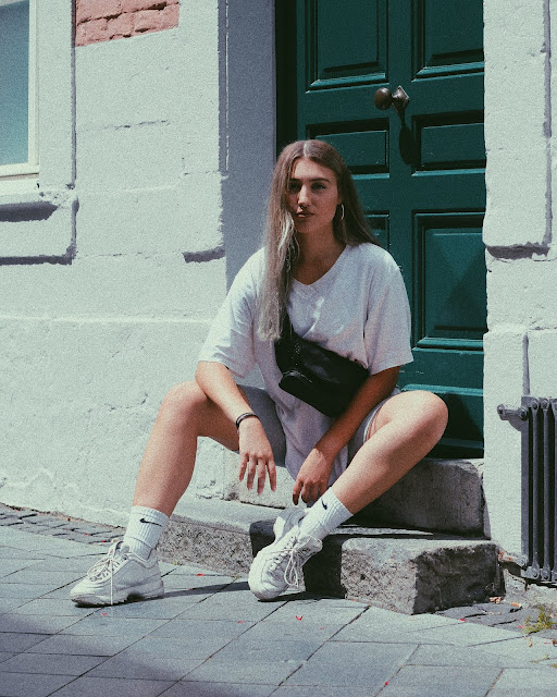 streetstyle, street style,fashion, ootd, tumblr look, style, nike, fila, bauchtasche, vanessa worth, vanessaworth, blogger, outfit, deutsch, englisch, mbfw, köln, berlin, aachen, diy, leggings streetstyle, street style,fashion, ootd, tumblr look, style, nike, fila, bauchtasche, vanessa worth, vanessaworth, blogger, outfit, deutsch, englisch, mbfw, köln, berlin, aachen, diy, leggings