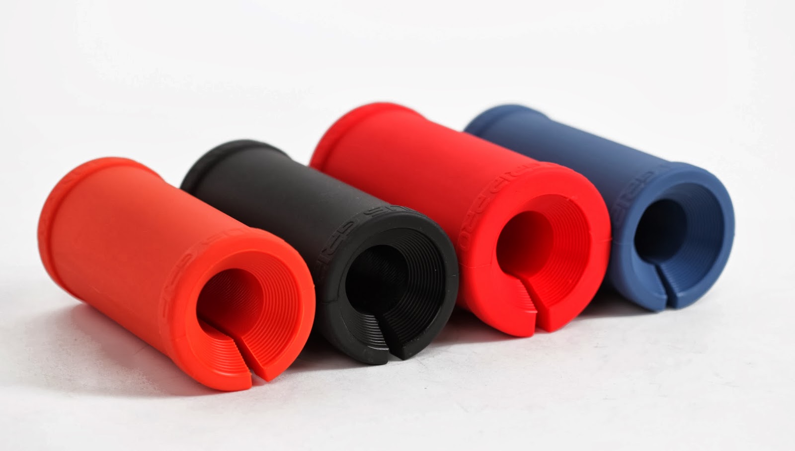 MANUS: Manus Grip and Manus Grip PRO