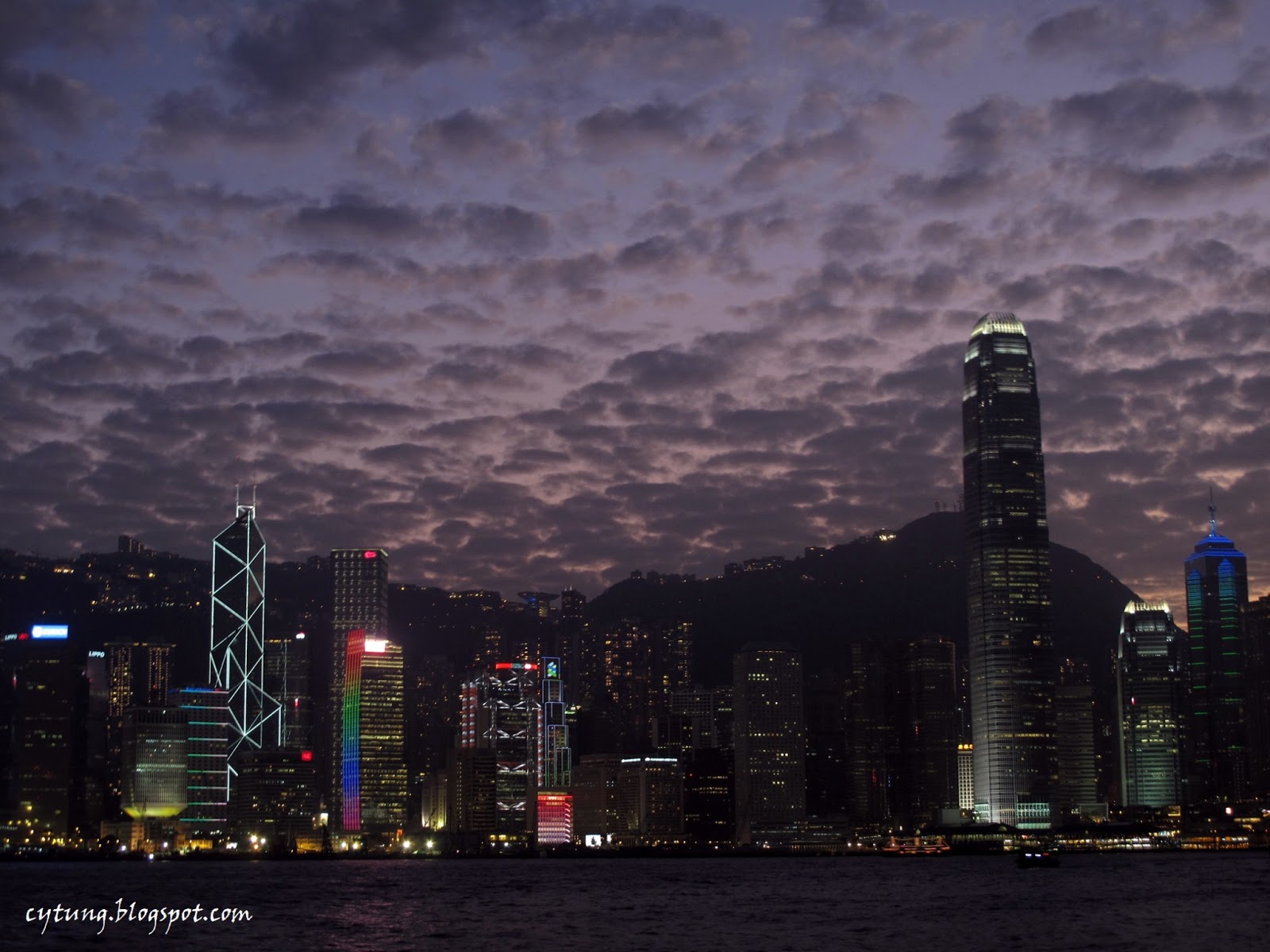 鳗游の世界: 香港- 维多利亚港（Victoria Harbour）