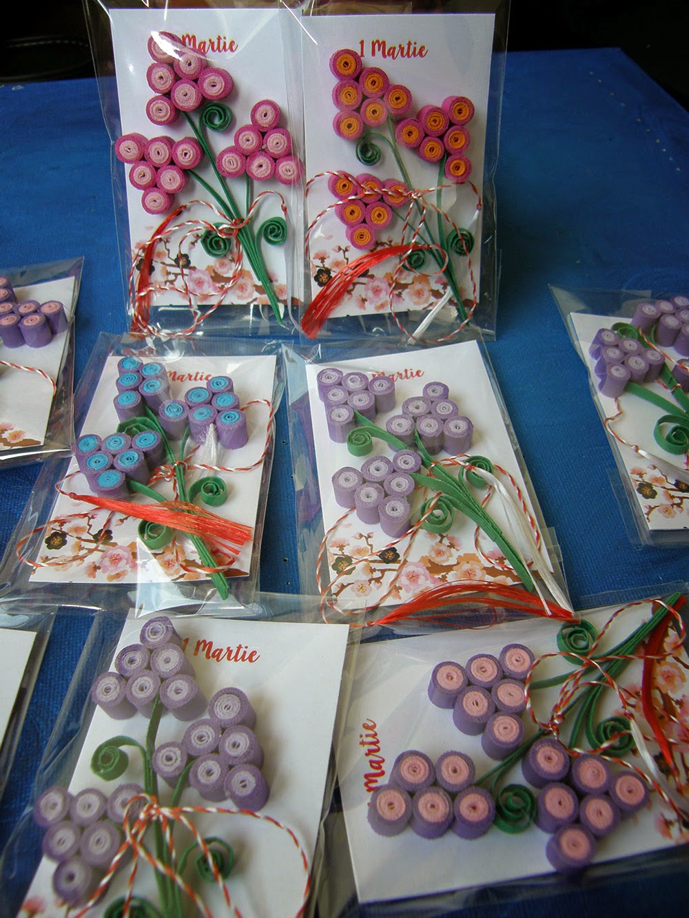 Martisoare 2015 Zambilute struguras, flori quilling Circul Magic de hartie Martisoare 2015 Zambilute struguras, flori quilling Circul Magic de hartie