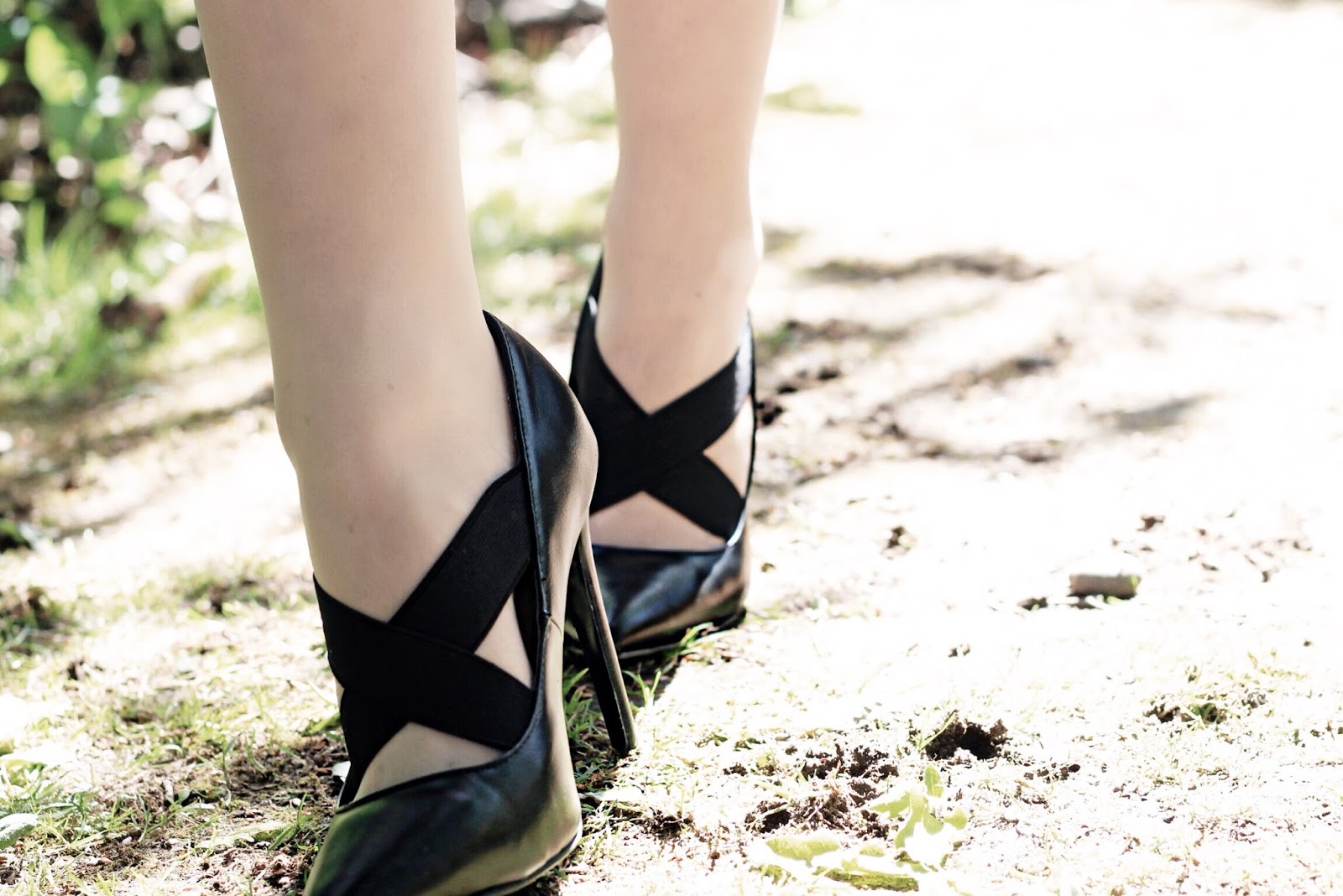 Lost Ink Elastic Heels Lost Ink Black Elastic Stiletto Heels