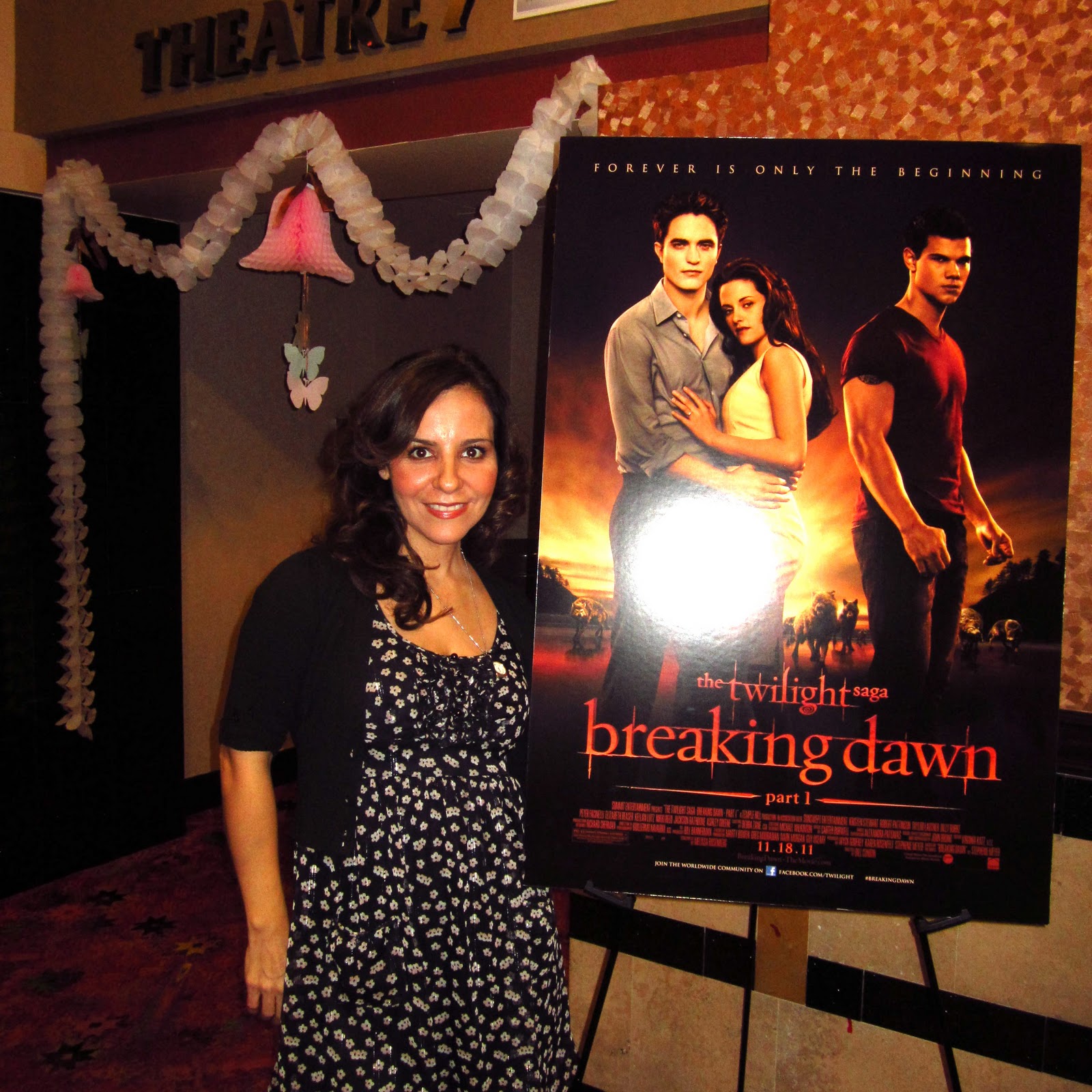 Fanáticos de la saga “Crepúsculo” asistieron a la Boda de Bella y Edward. -  ChecaLAMovie, image size:1600x1600