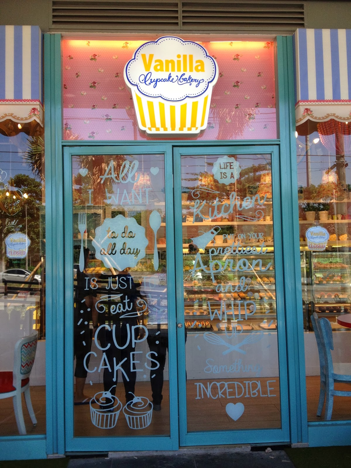 Vanilla Cupcake Bakery at UP Town Center Nowhereian Notes