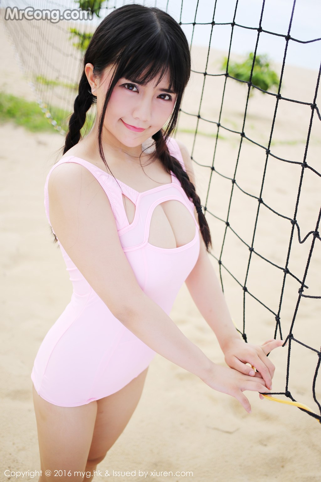 MyGirl Vol. 230: Model Cui Guai Yi (崔 乖 艺) (55 photos)