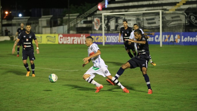 Brusque vence Botafogo-PB e engata terceira vitória seguida na Série C