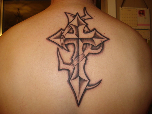 Cool Ink Tattoos Designs: Free Cross Tattoo Designs