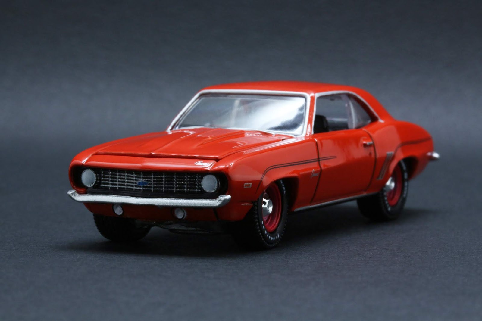 Diecast Hobbist 1969 Chevrolet Camaro ZL1
