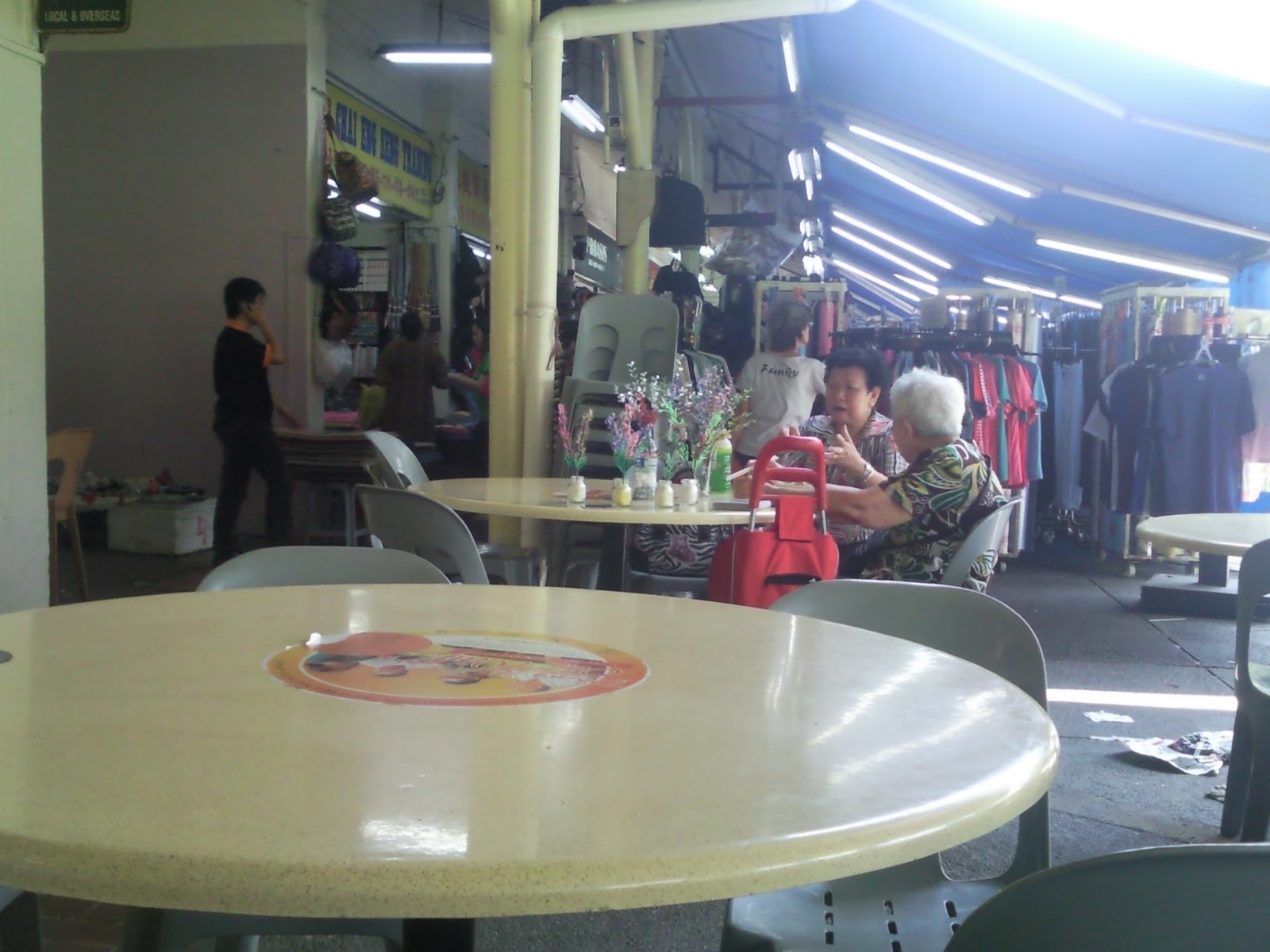 A Day In SG Artificial Flowers Handicrafts Aunty at Jurong West Blk 496