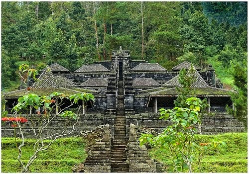 12 Tempat Wisata  Unggulan di Karanganyar  Jawa Tengah