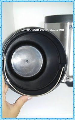 Lixeira de aço inox com pedal da Casa + Prat-K Lixeira