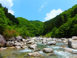 この川をさかのぼり 10 28 16