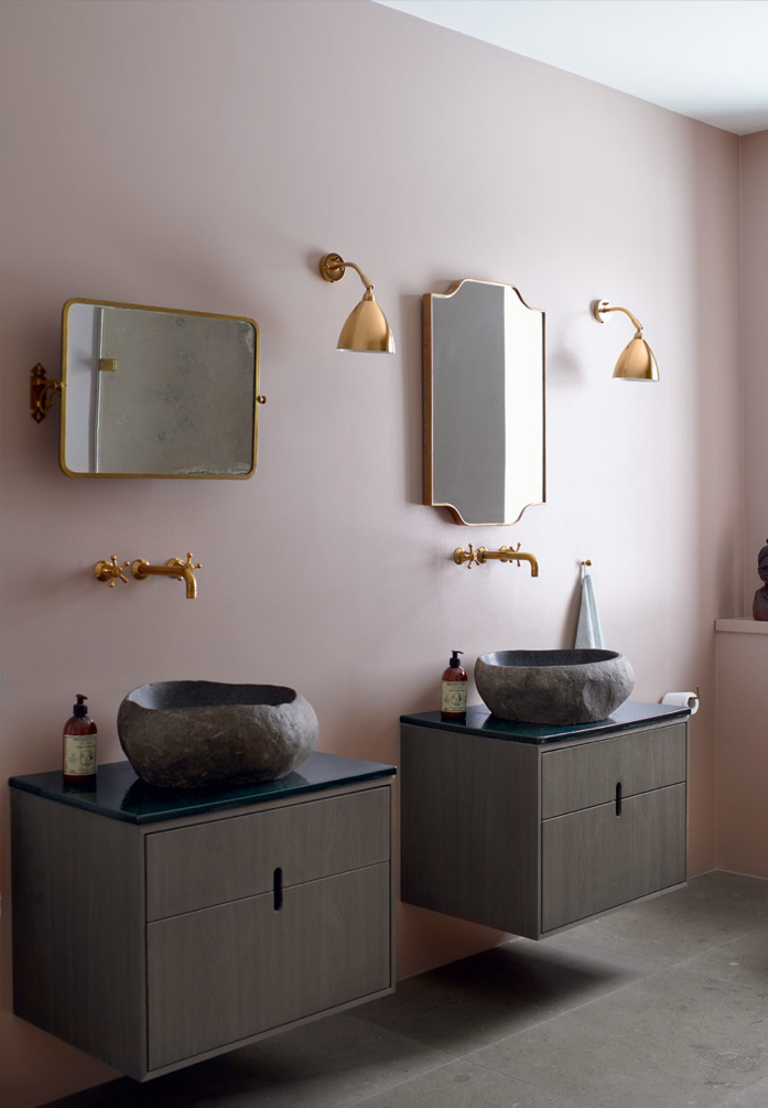 Design Addict Mom Pink and Brass.