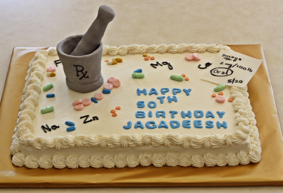 Versatile Vegetarian Kitchen: Pharmacy themed decorated cake
