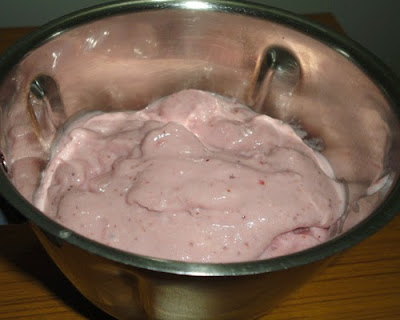 settled mixture in a mixer jar