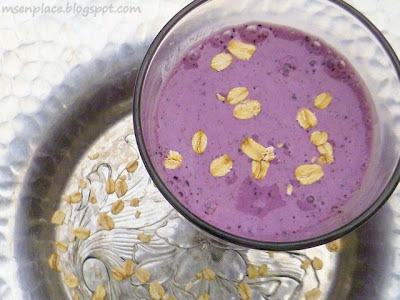 Blueberry Oatmeal Smoothie