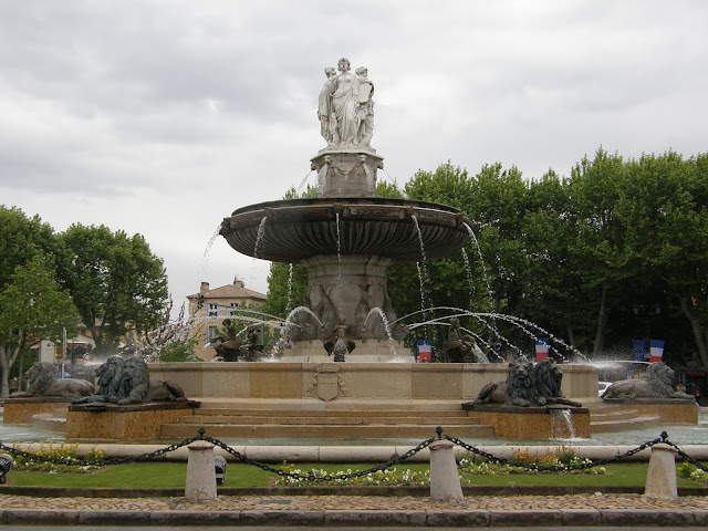 Aix en Provence Fontaine la rotonde