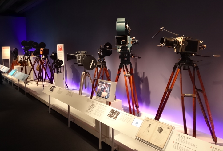 Ya T'il Des Camera Dans Les Salle De Cinema Après New York... Thomas croque la grosse pomme à Montréal: Le Musée du