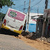 Ônibus cai em Buraco em Natal