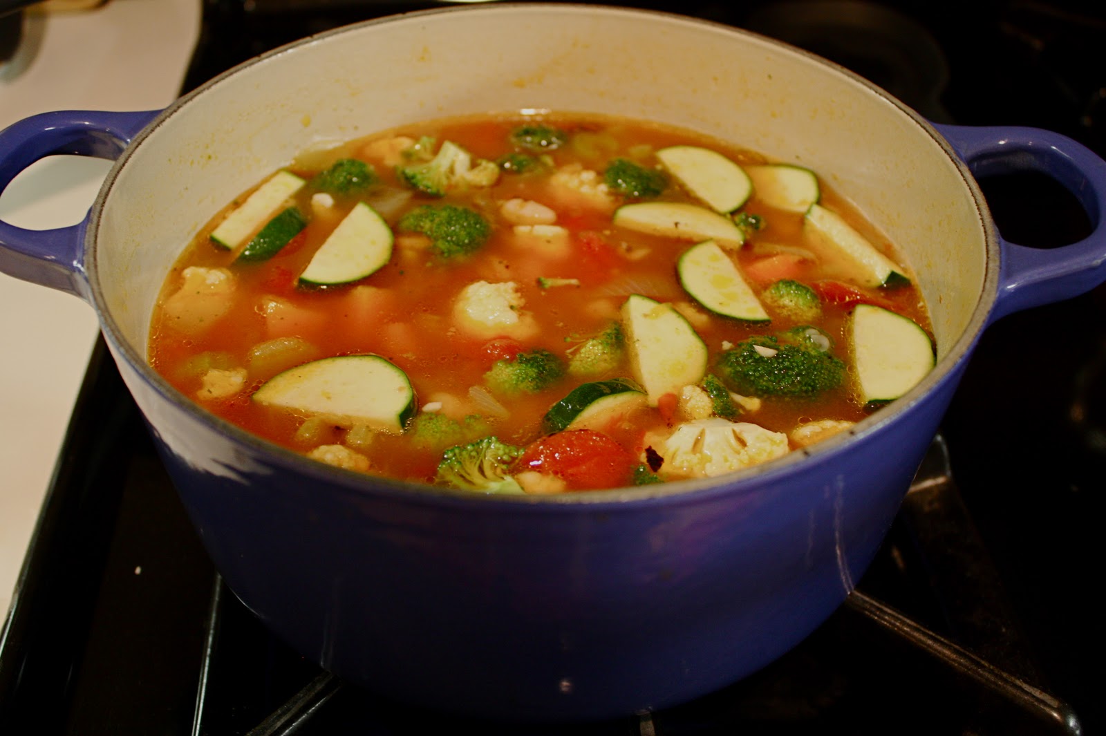 Gourmet Getaway Roasted Tomato & Vegetable Soup