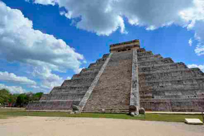 Temple El Castillo Chitchen Itza Temple El Castillo Chitchen Itza