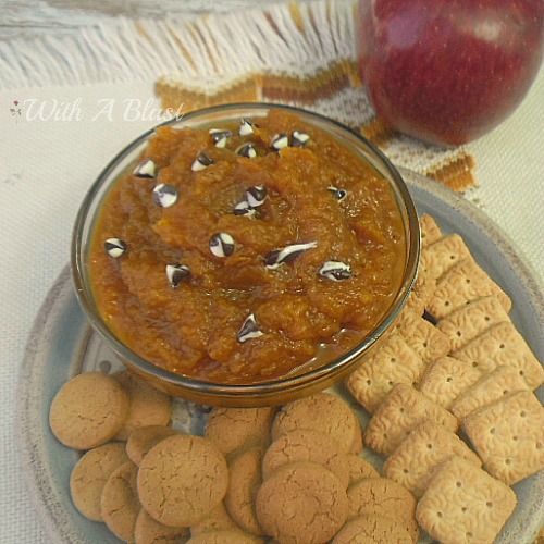 Fresh Spiced Pumpkin Dip ~ Delicious Spiced Pumpkin is so versatile - use it as a dip or as a spread on toast ~ serve warm or cold ! #PumpkinRecipe #PumpkinDip #Dips #FallRecipe #PumpkinSpread